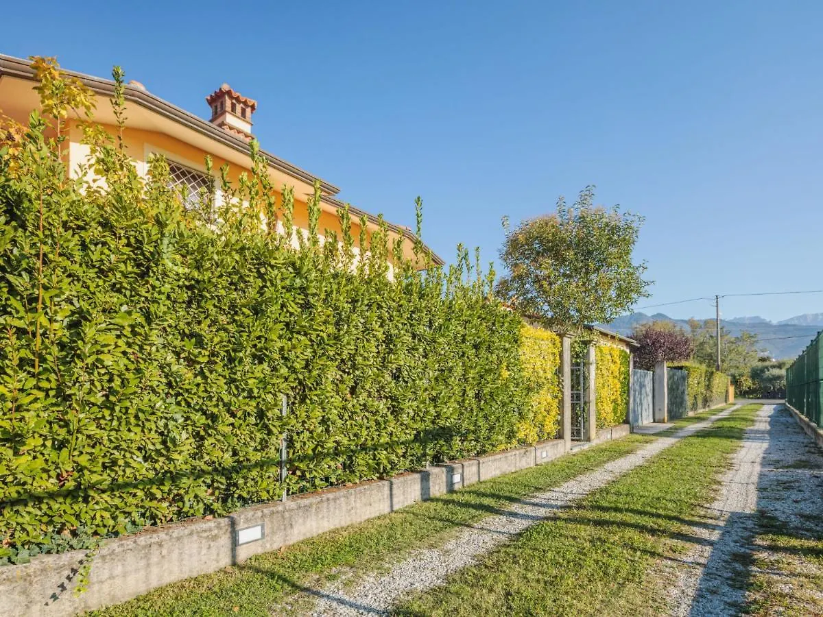 Apartment Lara By Interhome Marina di Massa Italy