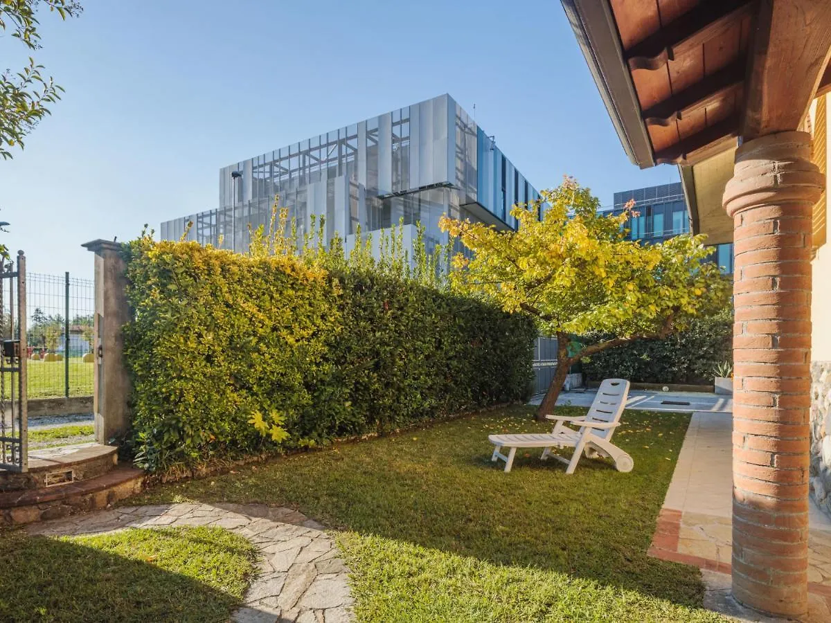 Apartment Lara By Interhome Marina di Massa